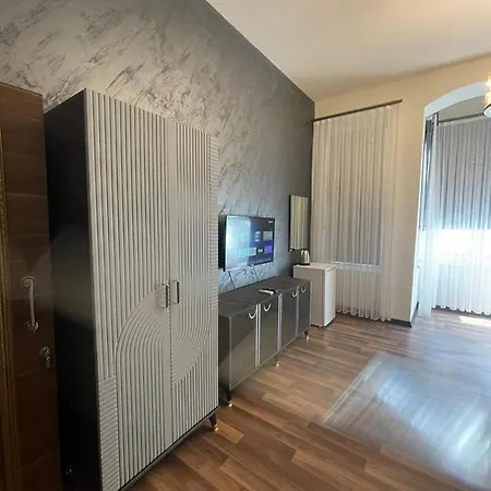 Smf Suites 2